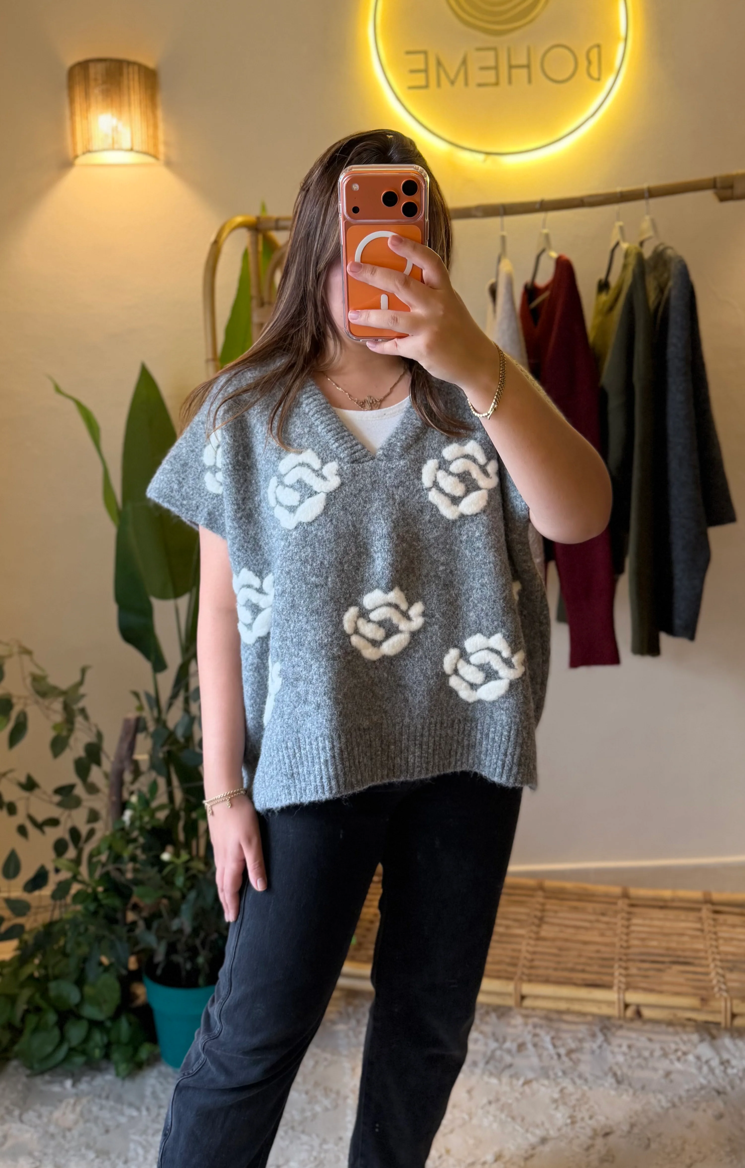 Grey Roses Triko Vest - Image 4