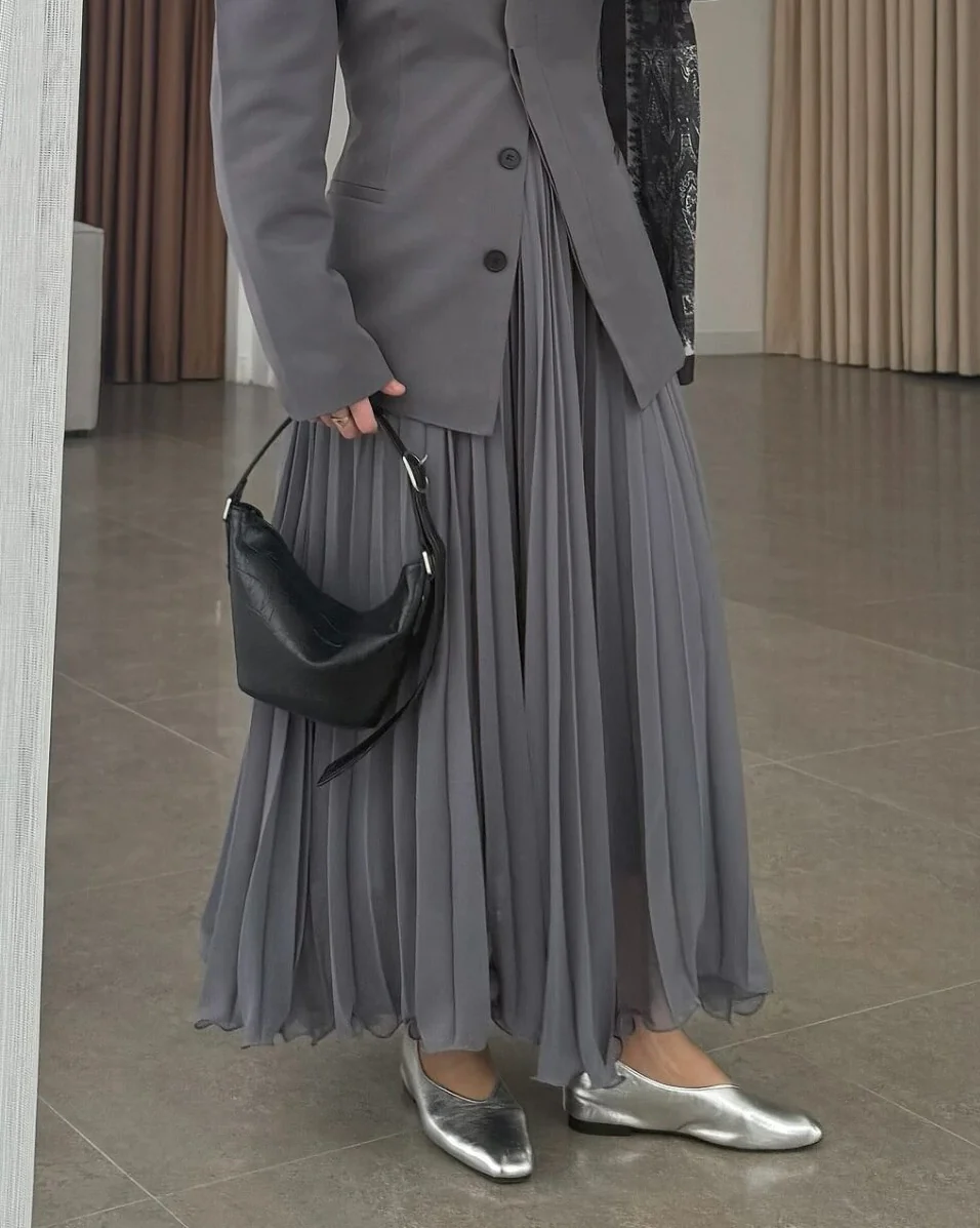 Grey Chiffon Pleated Flowy Skirt - Image 3