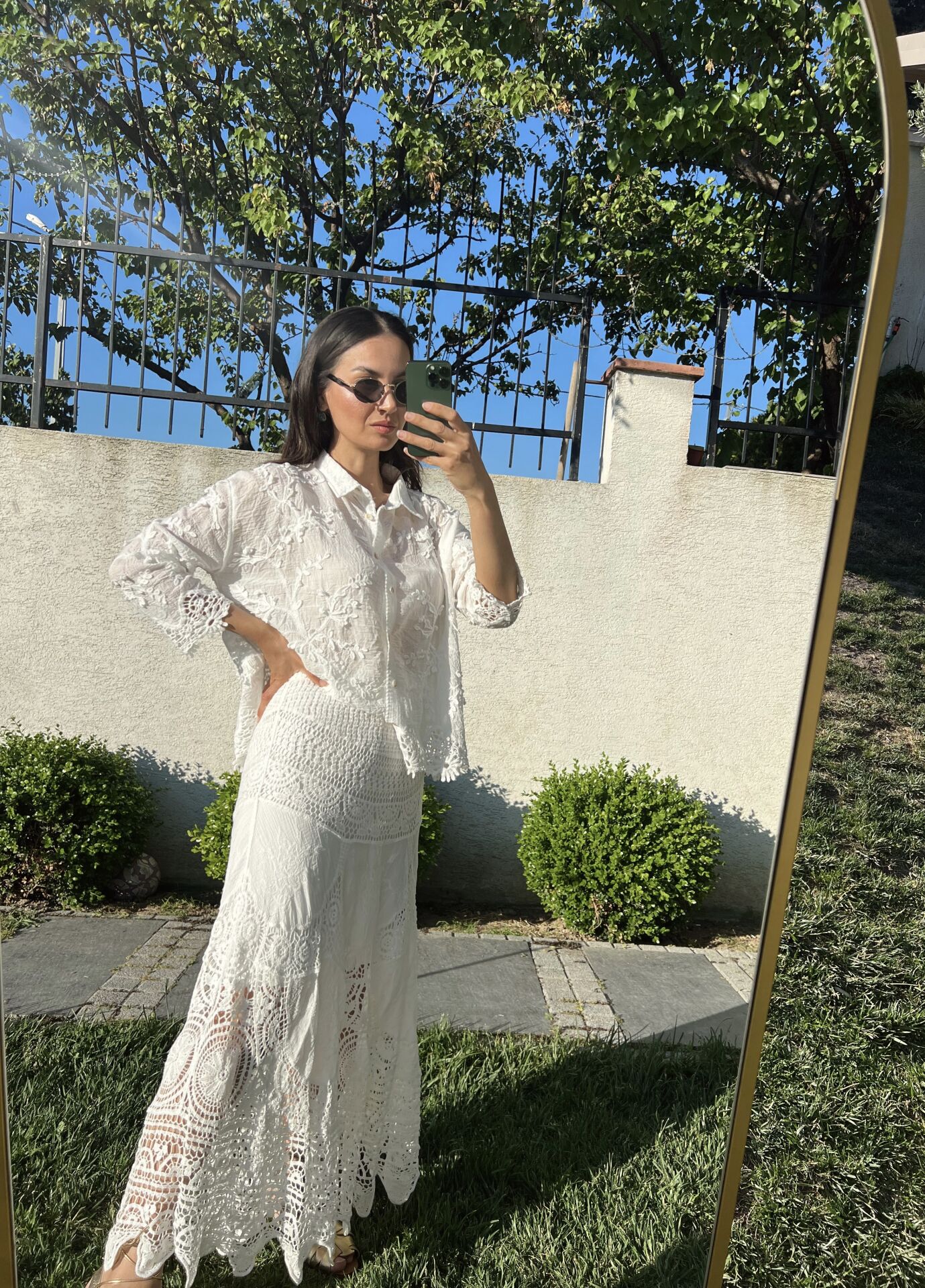 Lace White Embroidered Elastic Waist Skirt - Image 3