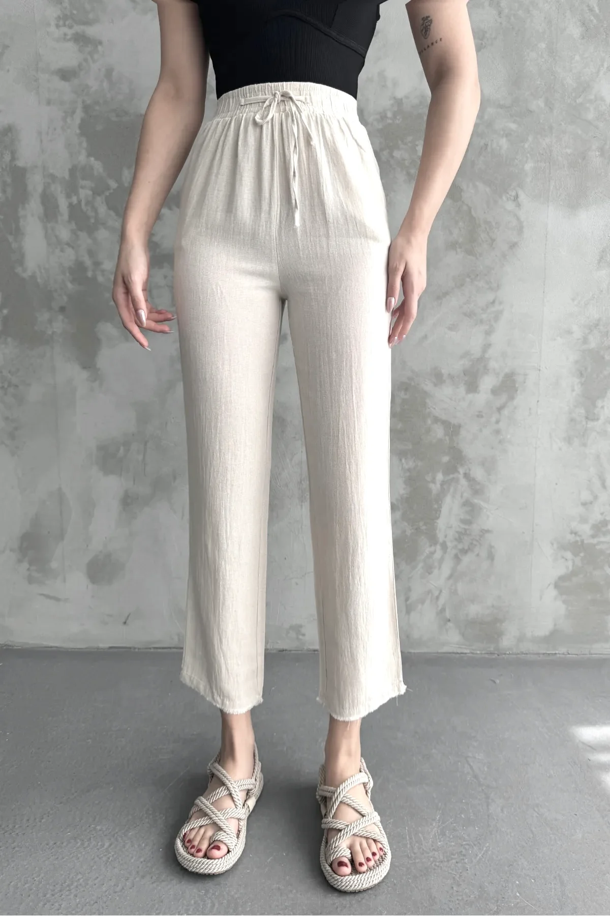 White Muslin Cotton Pants With Fringes - Image 3