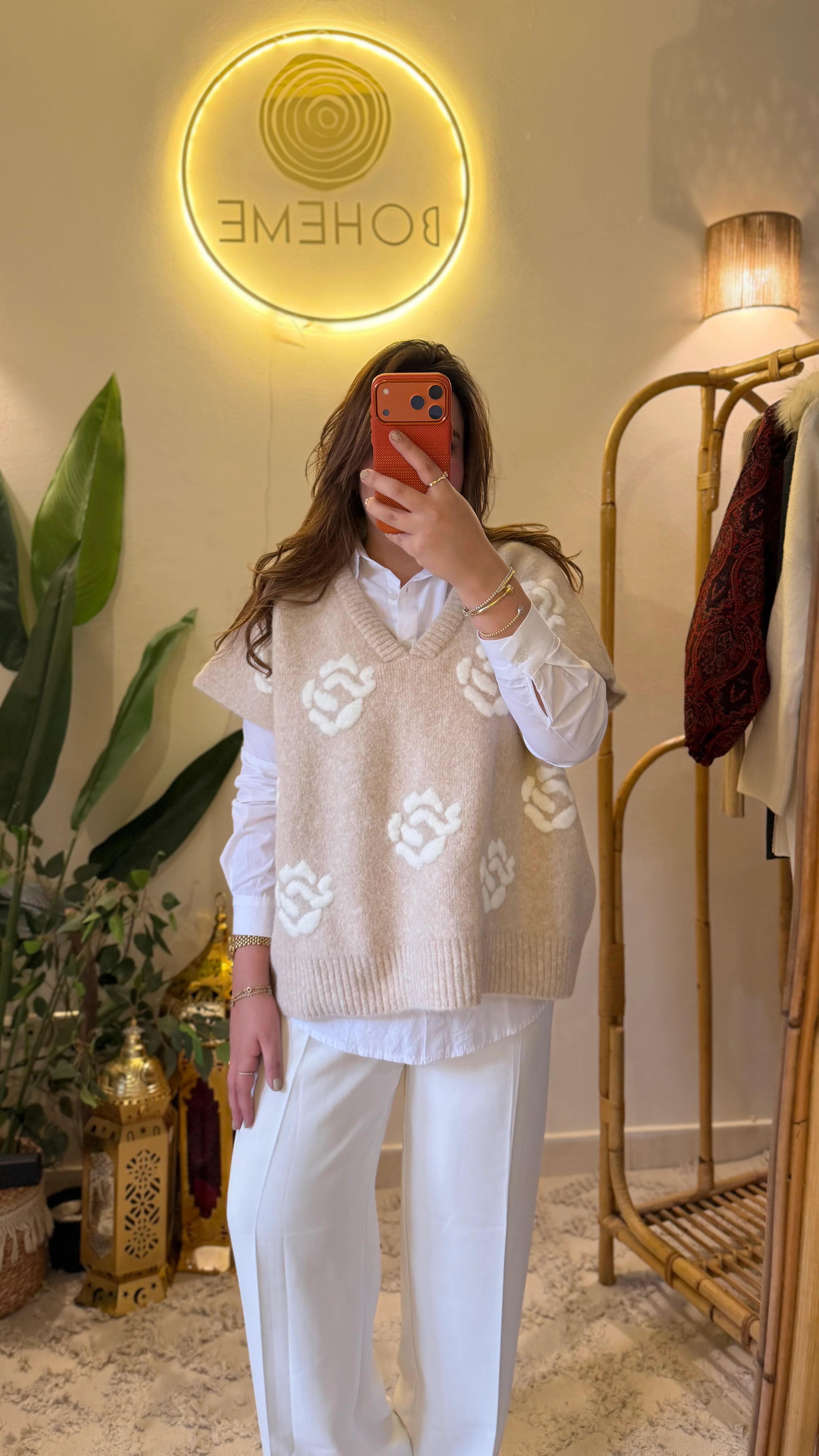 Roses Beige Triko Vest - Image 3