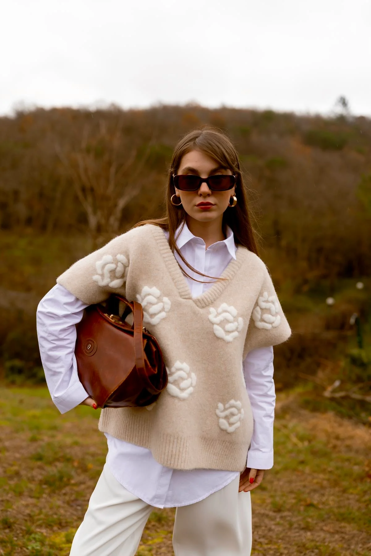 Roses Beige Triko Vest - Image 6