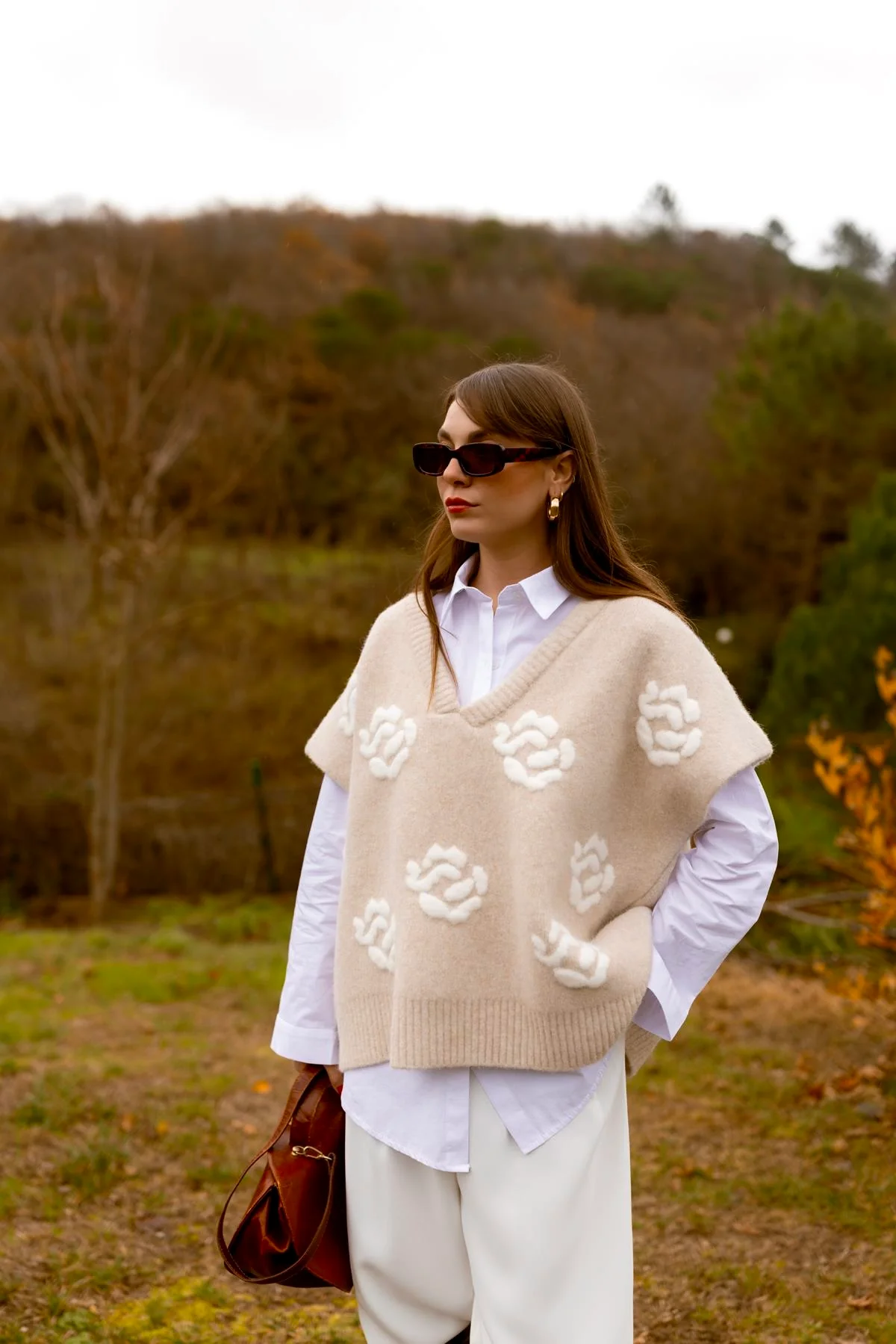 Roses Beige Triko Vest - Image 8