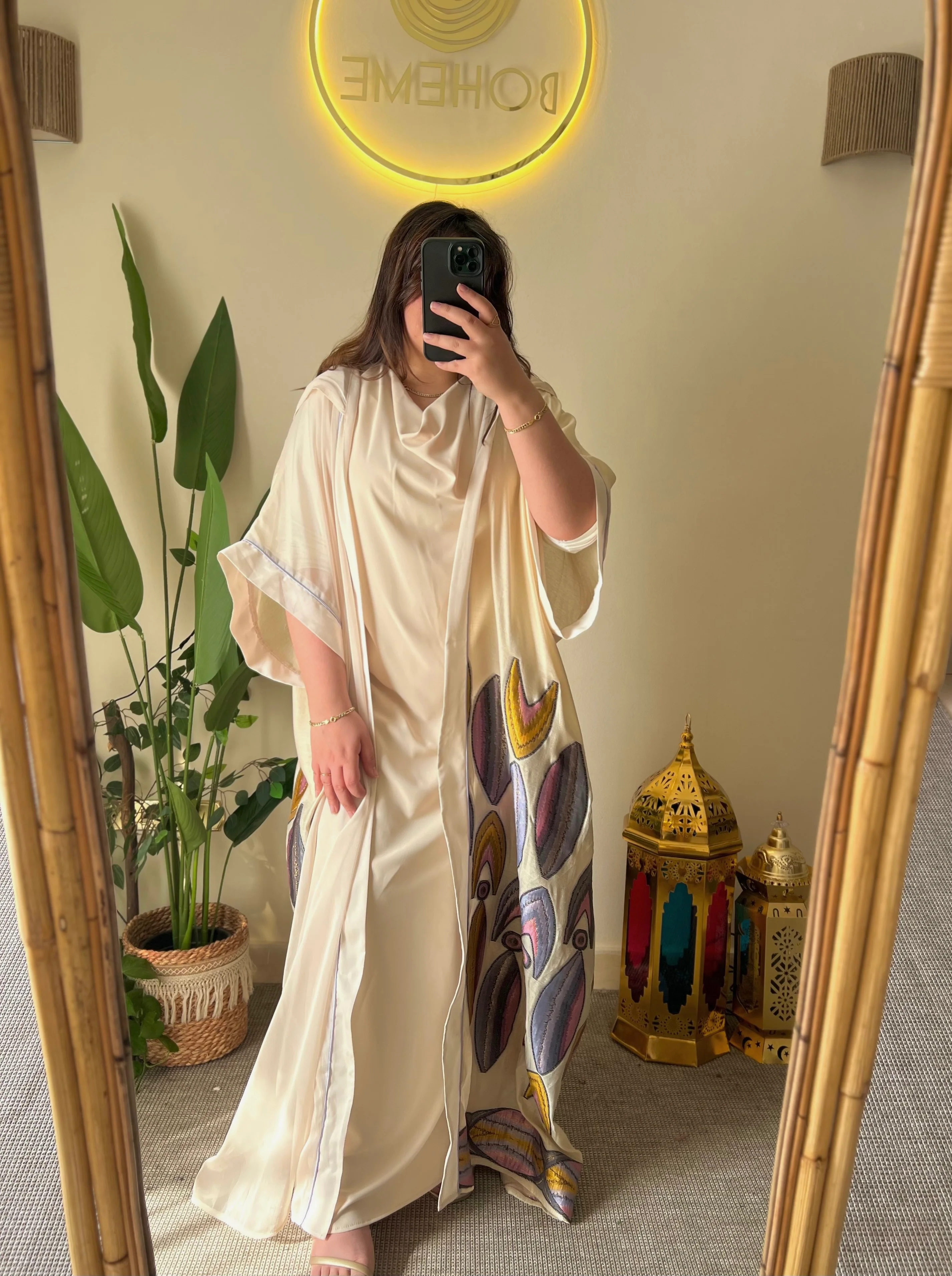 The Hooded Kaftan With Peacock Feathers Embroidery - Image 3