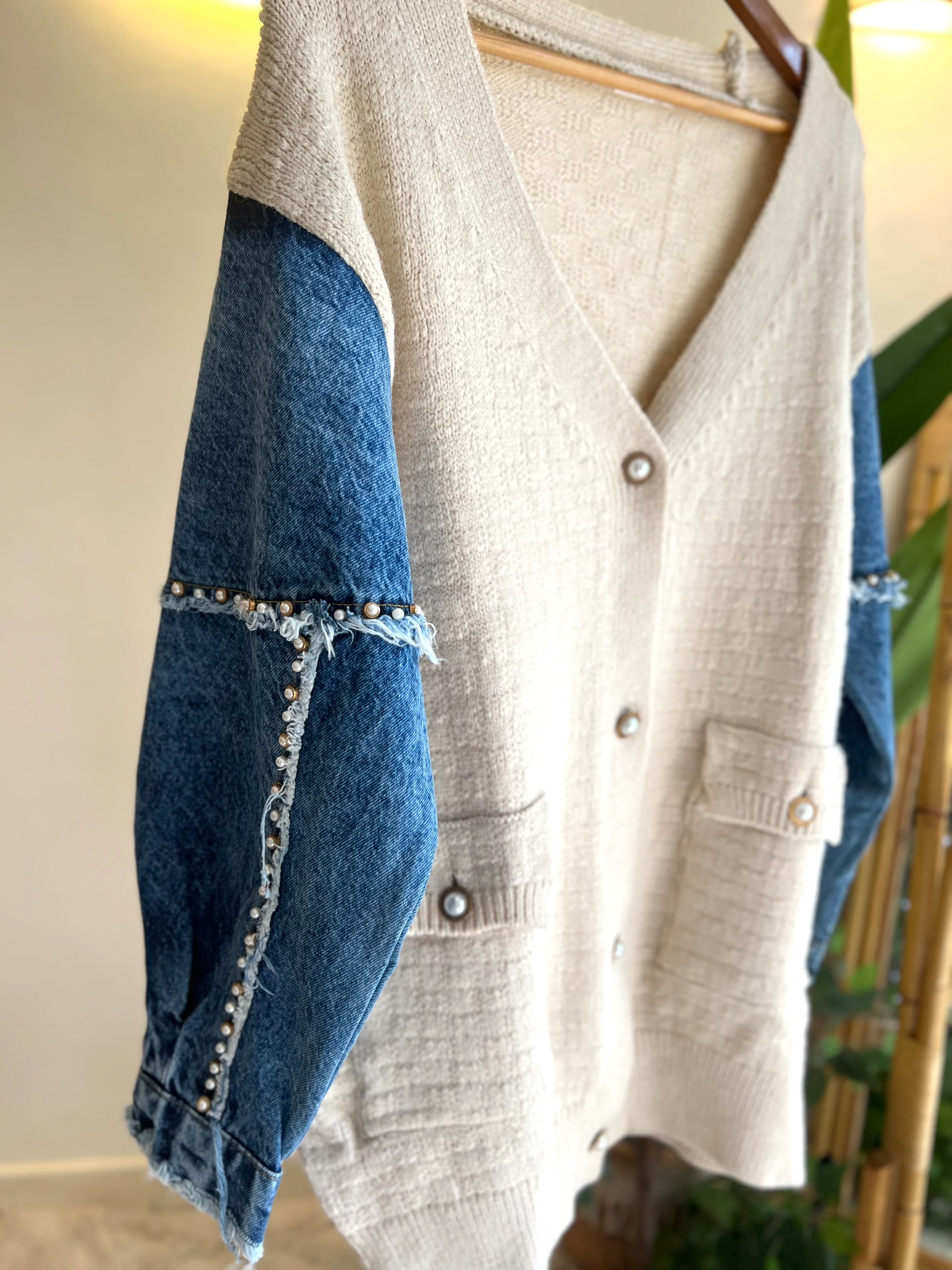 The Pearl Denim X Beige Triko Cardigan With Pockets - Image 4