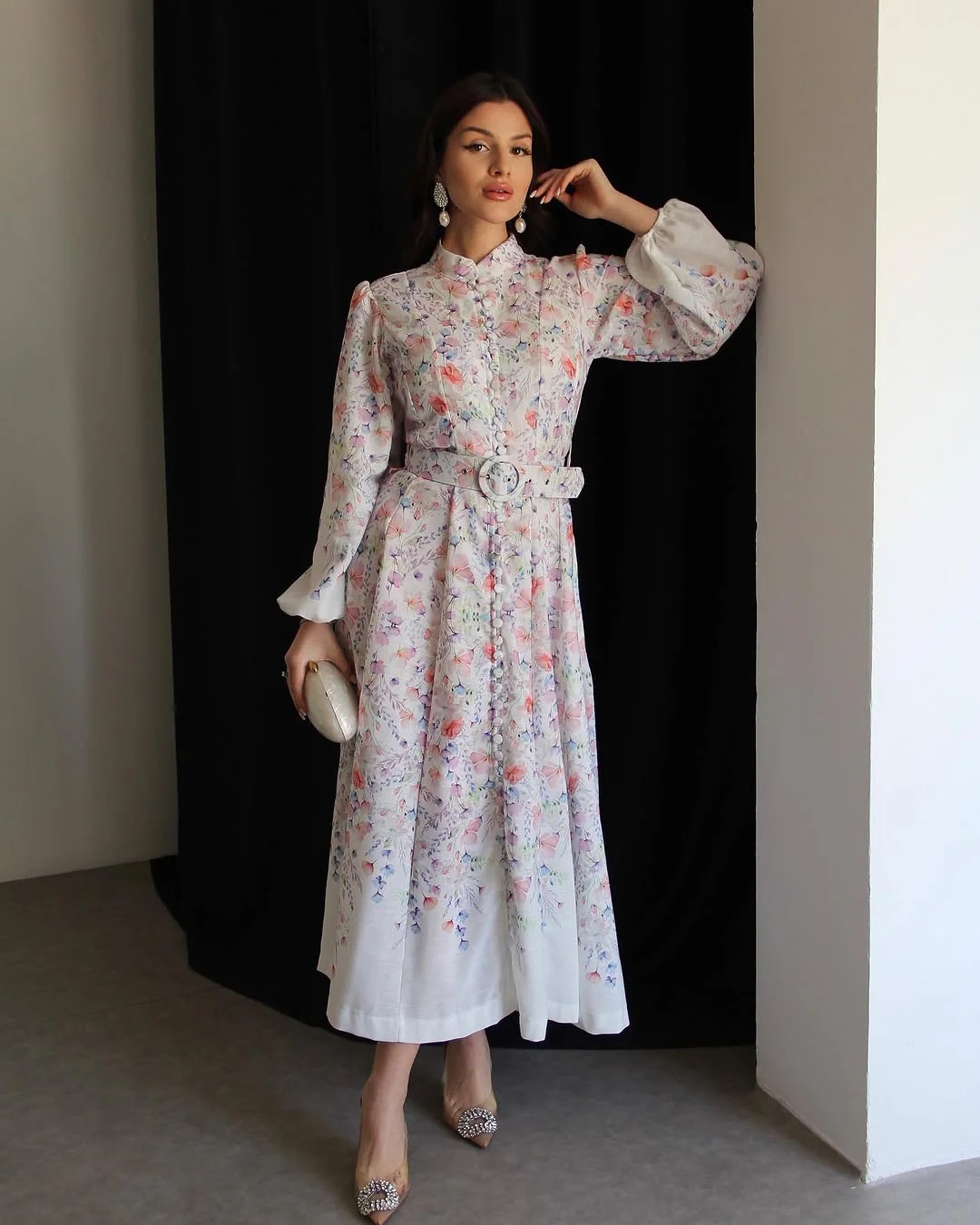 White Vintage Floral Linen Dress With Belt - Image 13