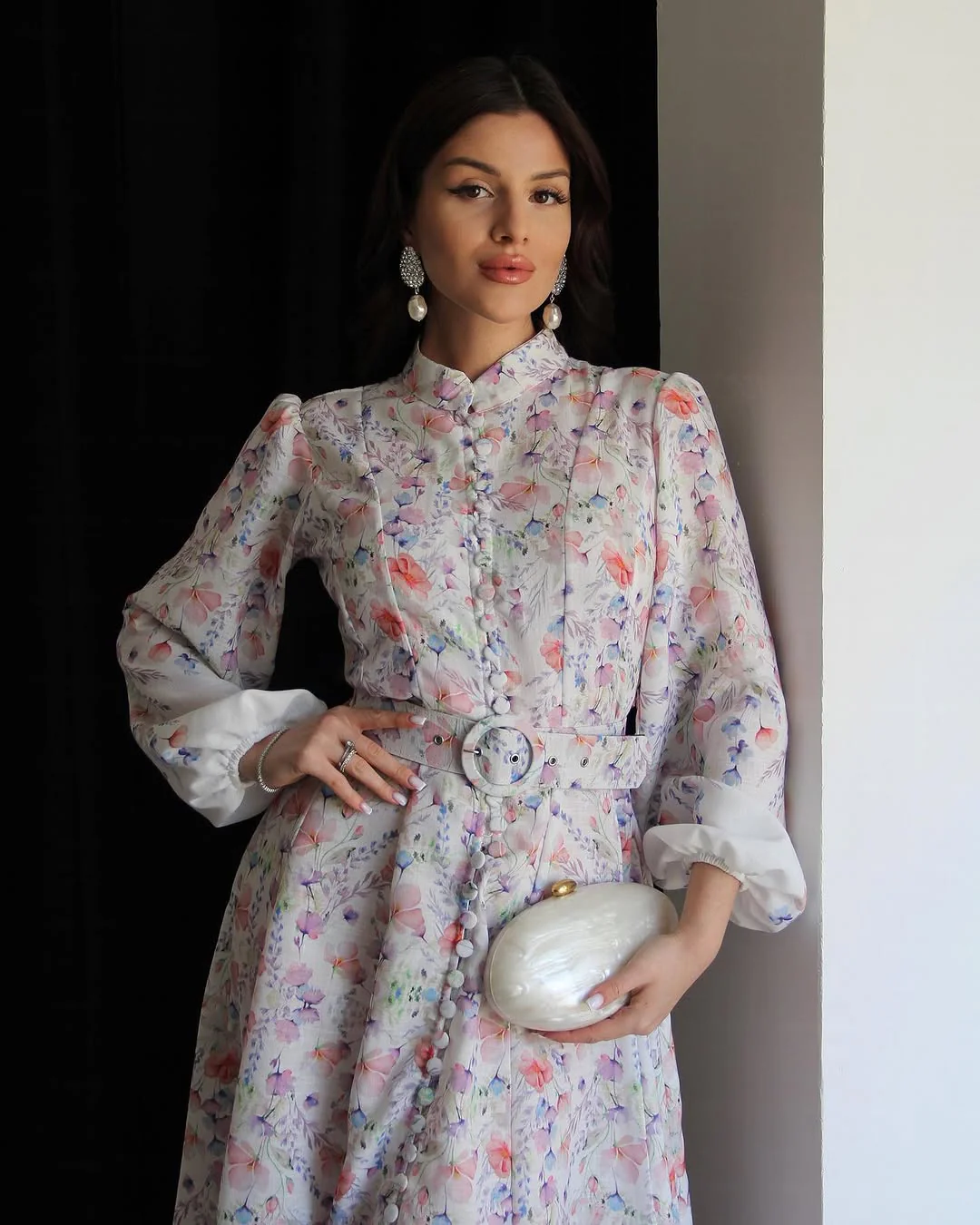 White Vintage Floral Linen Dress With Belt - Image 9